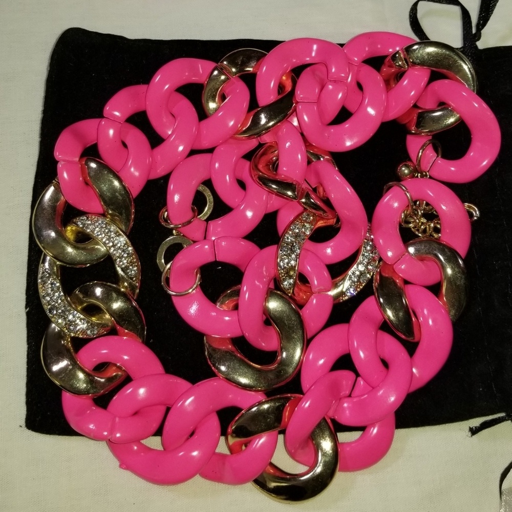 Jewelry - Picture 5 of 6